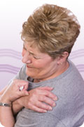 Understanding back pain during pregnancy : photo of pregnant woman with back pain.